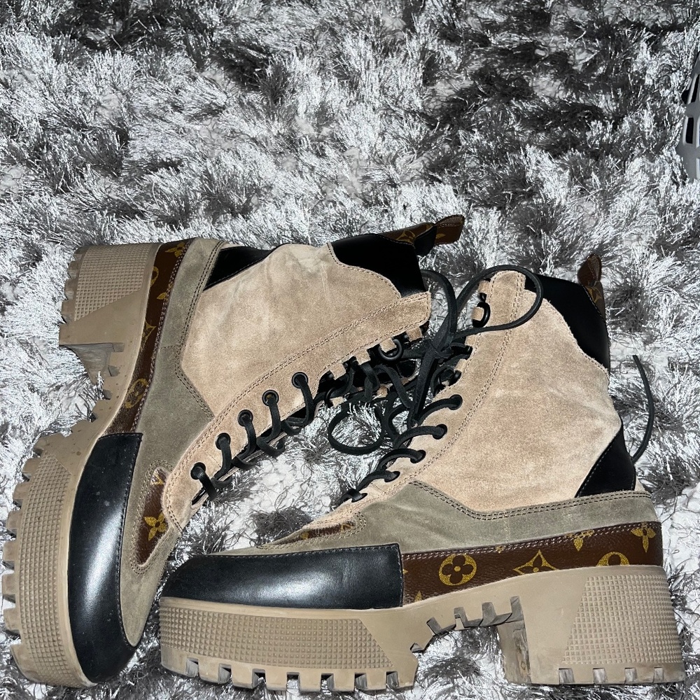 Louis Vuitton Laureate Platform Desert Boot